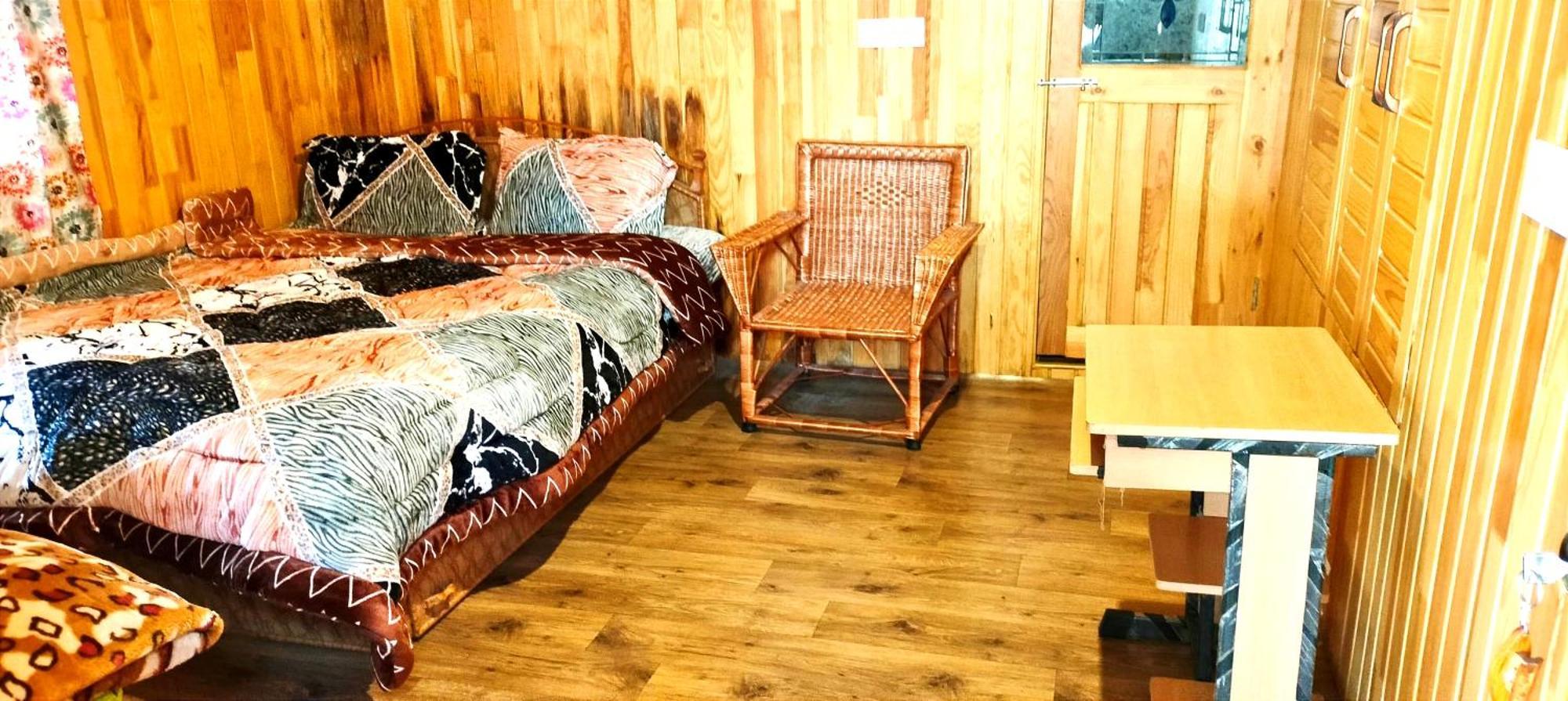 The Clover Inn Srīnagar 외부 사진